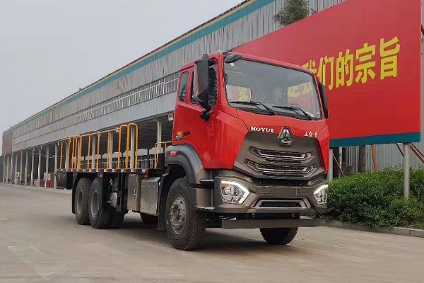 輕型修井機(jī)底盤(pán)